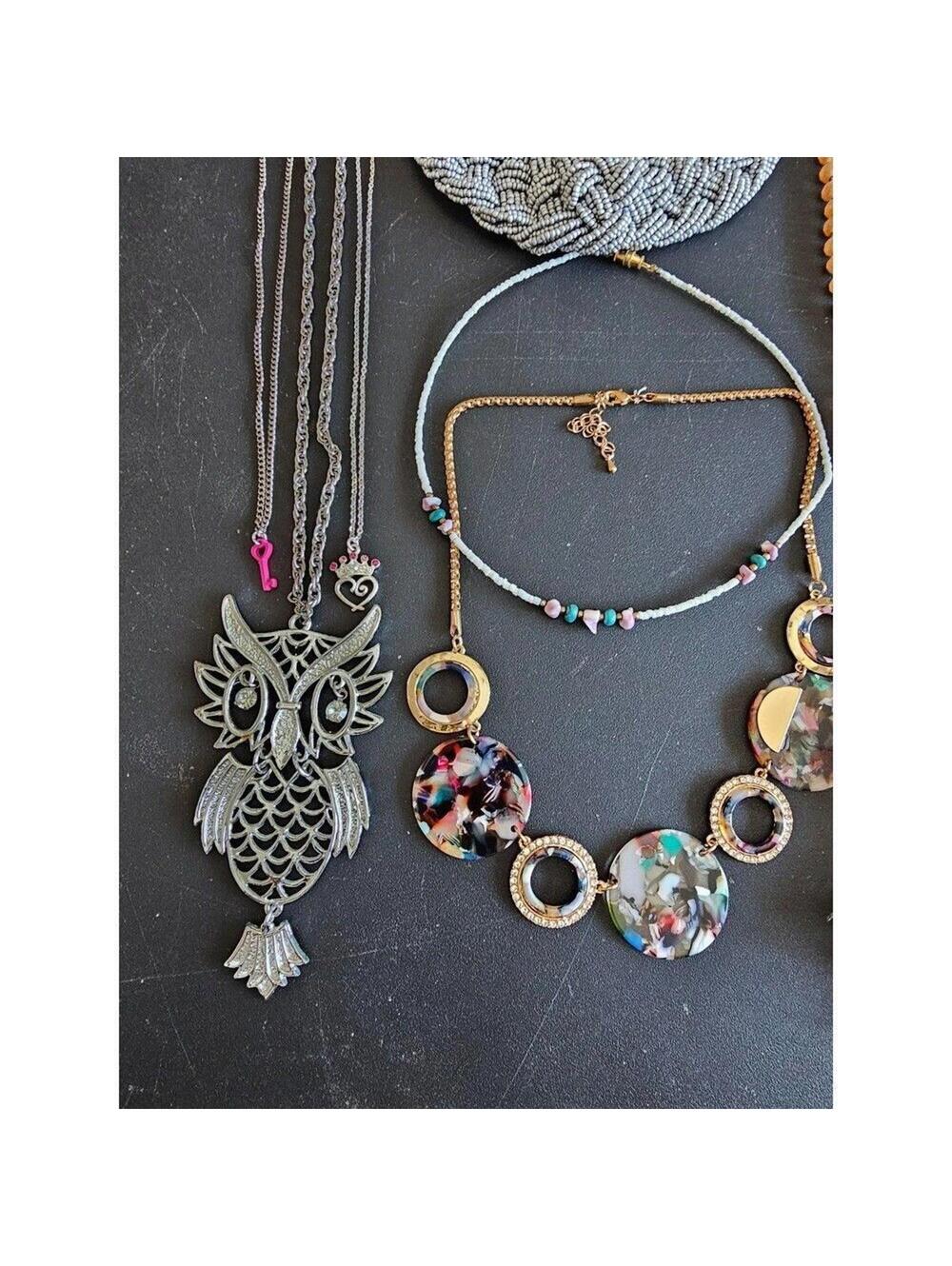 10 Necklaces / Fashion / Costume (L40) - Picture 2 of 6